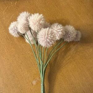GUC 4pc Elegant Faux Gray Faux Dandelion Bouquet Stems